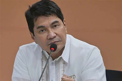 Erwin Tulfo Bio, Wiki, Age, Height, Family, Wife, Married, Salary, .